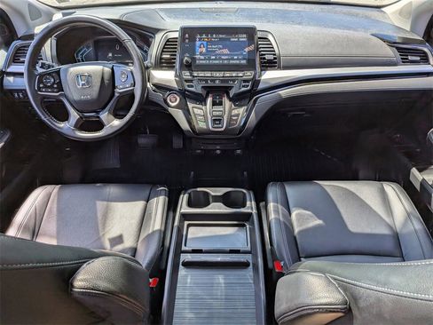 Used 2024 Honda Odyssey Touring image 24
