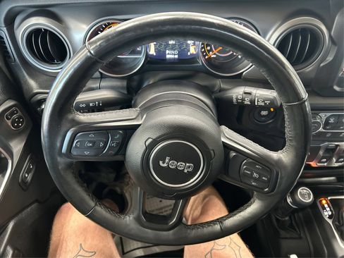 Used 2022 Jeep Wrangler Sport AWD/4WD image 15