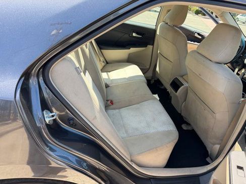 Used 2012 Toyota Camry LE FWD image 10