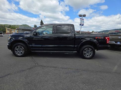 Used 2016 Ford F150 XLT w/ Equipment Group 302A Luxury AWD/4WD image 11