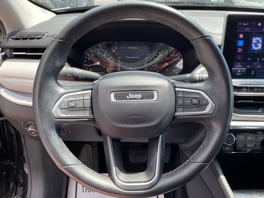 Used 2022 Jeep Compass Limited AWD/4WD image 18