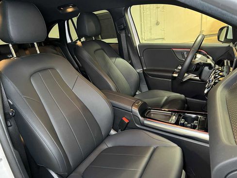 Certified 2025 Mercedes-Benz GLA 250 4MATIC image 13