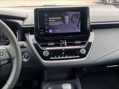 Used 2026 Toyota Corolla SE image 7