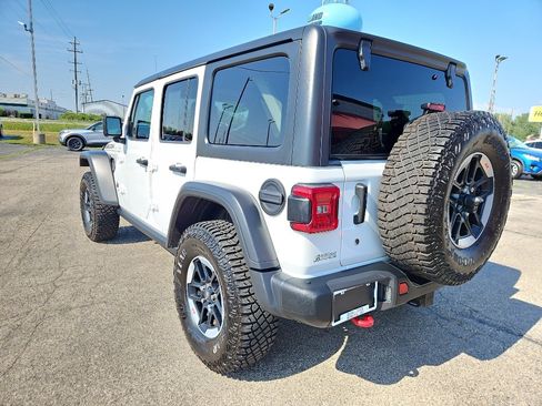 Used 2019 Jeep Wrangler Unlimited Rubicon w/ Dual Top Group AWD/4WD image 2