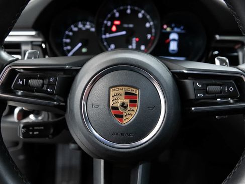 Used 2022 Porsche Macan AWD/4WD image 14