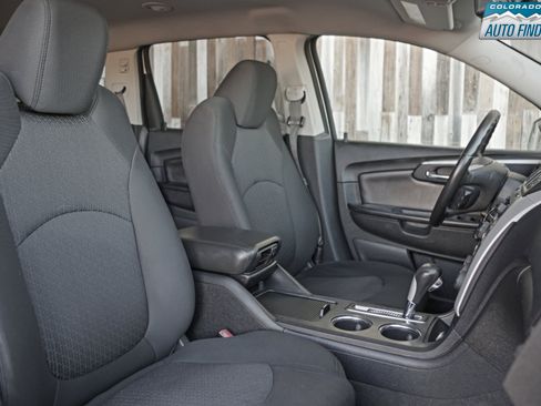 Used 2012 Chevrolet Traverse LT image 20