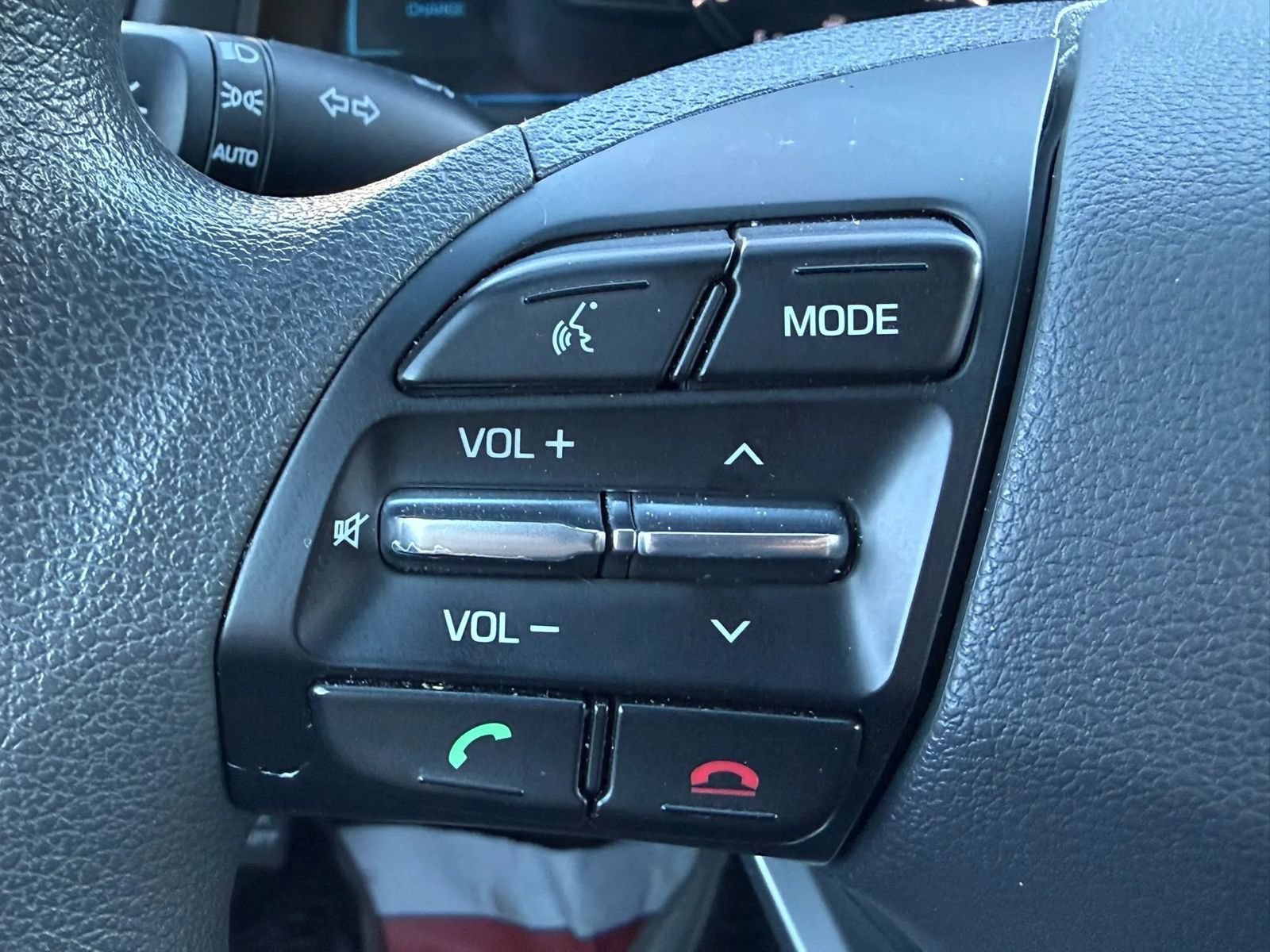 Used 2018 Hyundai Ioniq Blue FWD image 15