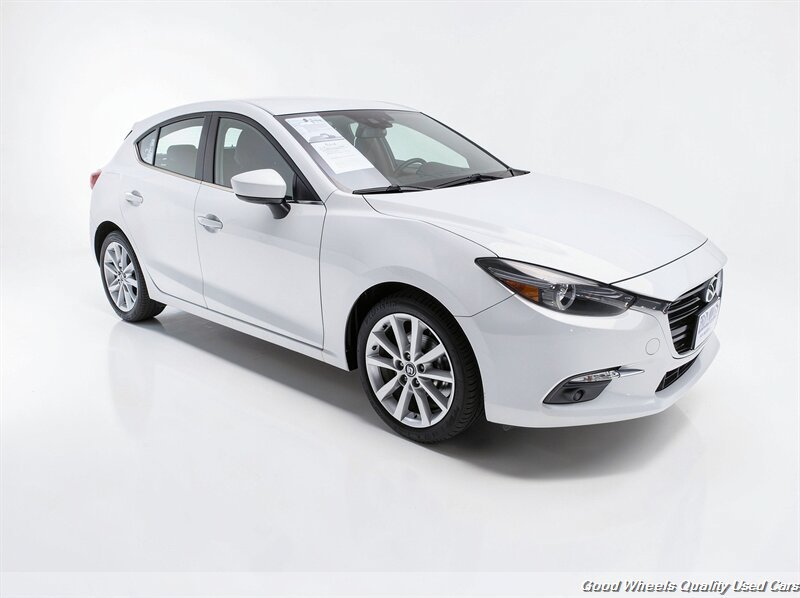 Used 2017 MAZDA MAZDA3 Grand Touring w/ Premium Equipment Package FWD image 3
