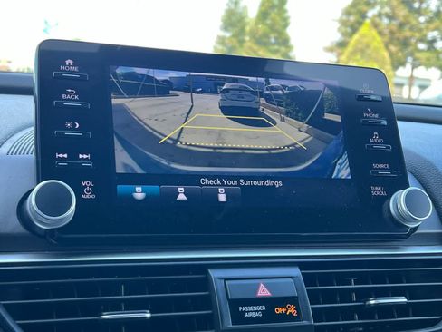Used 2022 Honda Accord Sport image 19