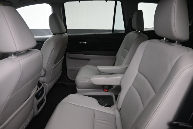 Used 2022 Honda Pilot Touring image 19