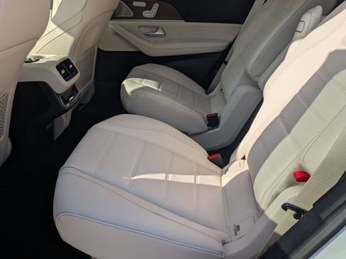 New 2026 Mercedes-Benz GLS 450 4MATIC image 14