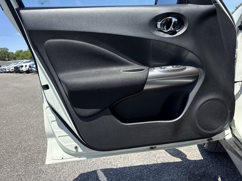Used 2012 Nissan Juke SL AWD/4WD image 14