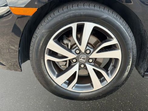 Used 2021 Honda Odyssey Touring image 10