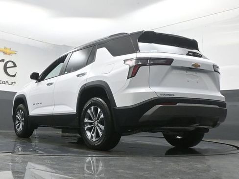 New 2026 Chevrolet Equinox LT w/ LPO, Floor Liner Package image 5