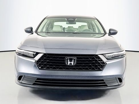 Certified 2023 Honda Accord LX image 2