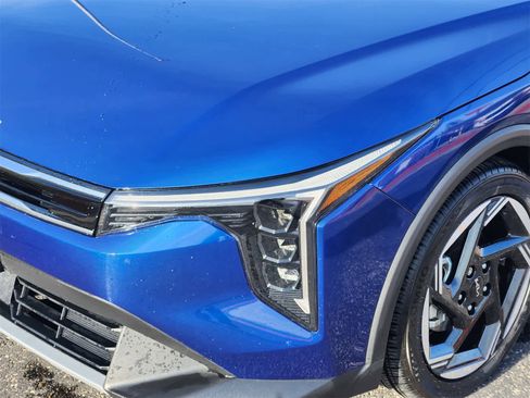 Certified 2025 Kia K4 EX image 7