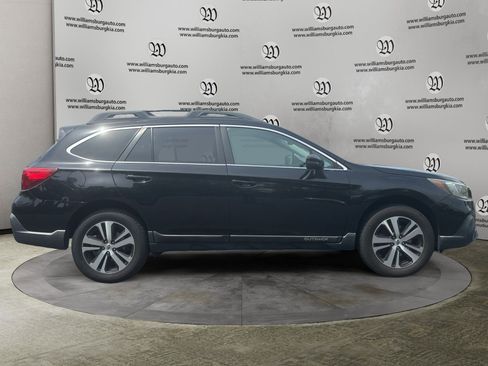 Used 2019 Subaru Outback 2.5i Limited AWD/4WD image 6