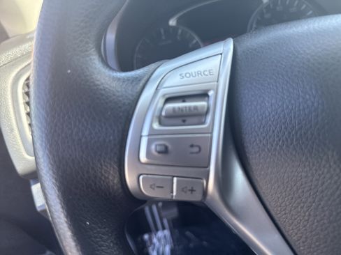 Used 2016 Nissan Altima 2.5 S w/ Power Driver Seat Package image 23