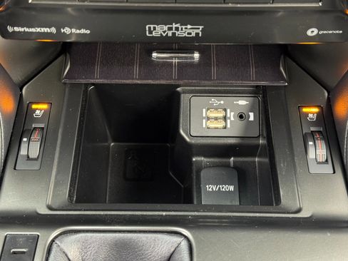 Used 2022 Lexus GX 460 Premium image 32