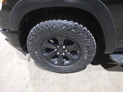 Used 2019 RAM 1500 Sport w/ Level 2 Equipment Group AWD/4WD image 24