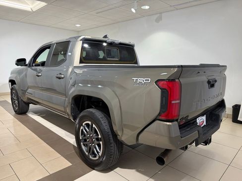 Used 2025 Toyota Tacoma TRD Sport w/ TRD Sport Premium Package AWD/4WD image 3