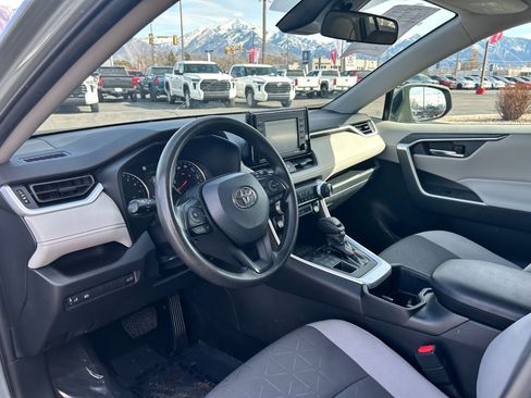 Certified 2022 Toyota RAV4 XLE w/ Convenience Package image 10