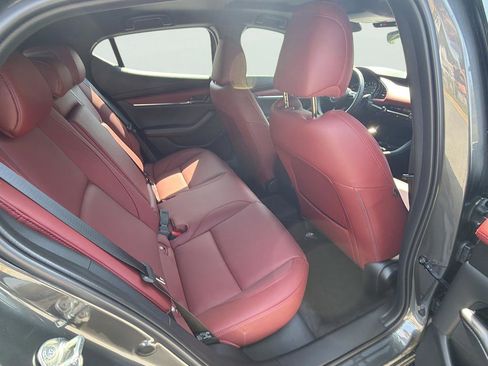 New 2026 MAZDA MAZDA3 2.5 S Hatchback w/ Premium Pkg image 31