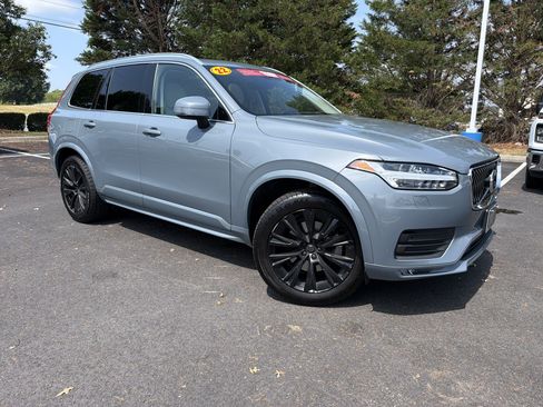 Used 2022 Volvo XC90 T6 Momentum w/ Advanced Package AWD/4WD image 2