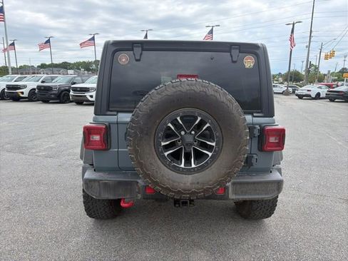 Used 2024 Jeep Wrangler Unlimited Rubicon w/ XTREMEE 35" Tire Package AWD/4WD image 6