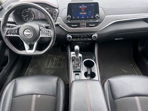 Used 2024 Nissan Altima 2.5 SR image 15