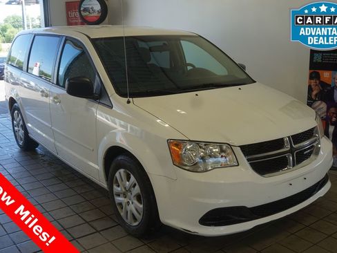 Used 2016 Dodge Grand Caravan SE w/ Quick Order Package 29E SE FWD image 1