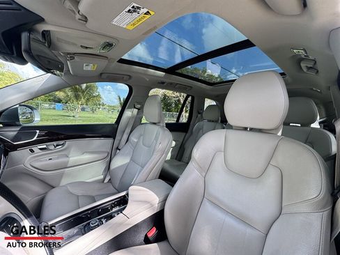 Used 2019 Volvo XC90 T5 Momentum w/ Protection Package Premier image 33