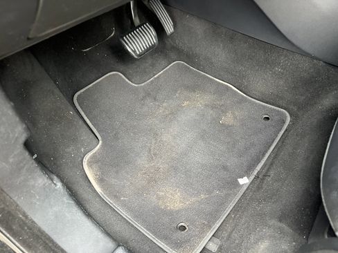 Used 2016 Land Rover Range Rover Evoque SE Premium image 15