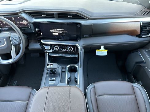 New 2026 GMC Sierra 1500 Denali w/ Denali Reserve Package image 18
