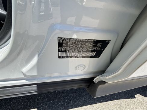 Used 2014 Toyota RAV4 XLE FWD image 29