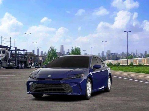 New 2026 Toyota Camry LE AWD/4WD image 18