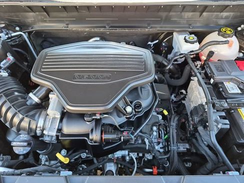 Used 2023 GMC Acadia AT4 AWD/4WD image 33