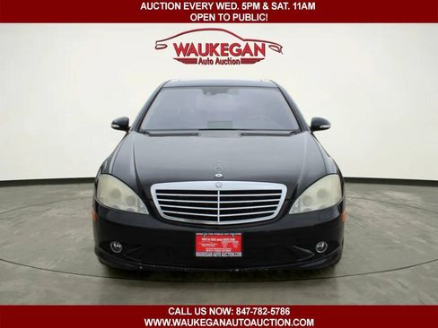 Used 2008 Mercedes-Benz S 550 4MATIC image 2