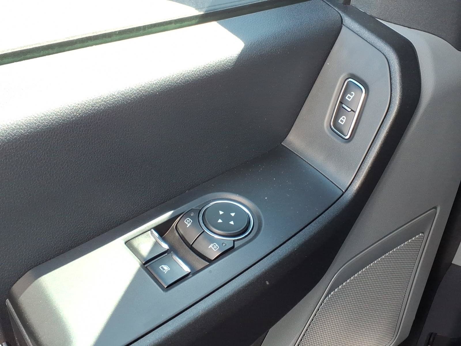 Used 2024 Ford F250 XL RWD image 14
