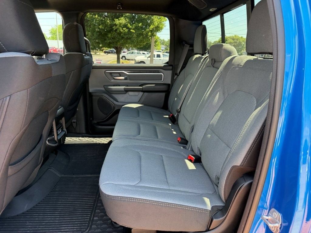 Used 2023 RAM 1500 Big Horn AWD/4WD image 16