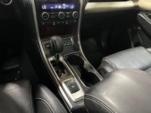 Used 2020 Subaru Ascent Limited AWD/4WD image 21