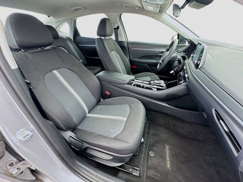 Used 2021 Hyundai Sonata SE FWD image 17