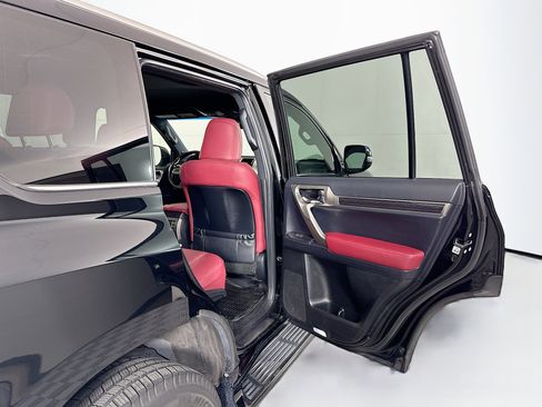 Used 2020 Lexus GX 460 Premium image 31