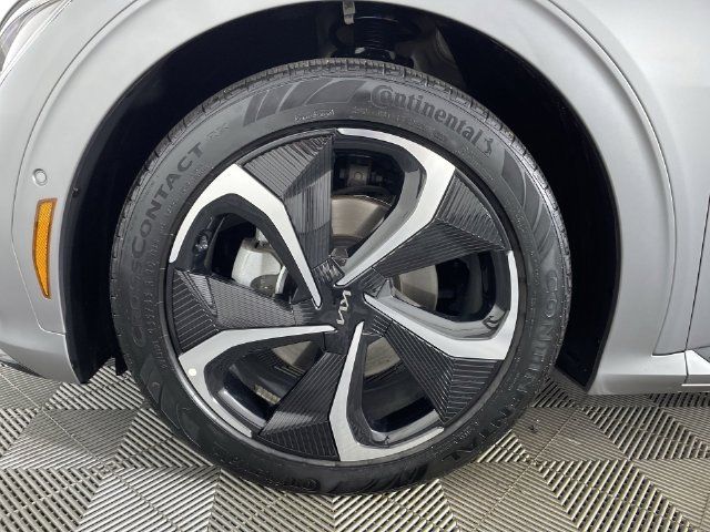 Used 2023 Kia EV6 GT-Line w/ GT-Line White Seat Package AWD/4WD image 17