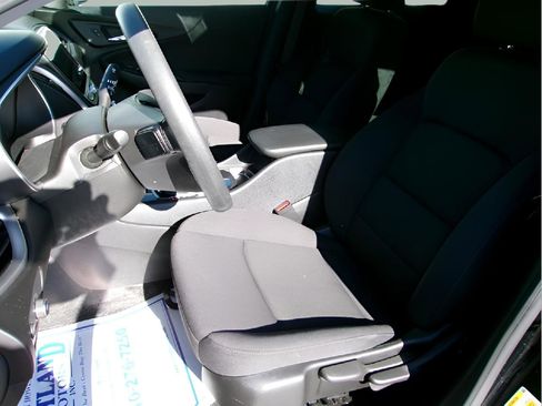 Used 2024 Chevrolet Malibu LS image 13