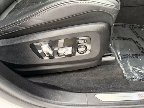 Used 2024 BMW X5 xDrive40i w/ Premium Package image 22