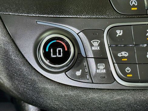 Certified 2025 Chevrolet Malibu LT FWD image 18