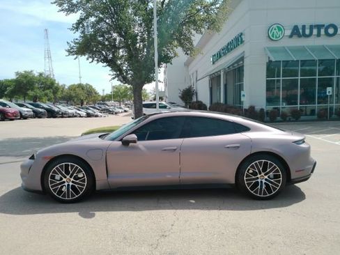 Used 2022 Porsche Taycan RWD image 14