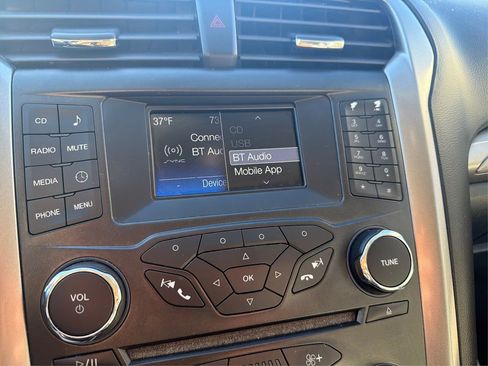 Used 2018 Ford Fusion S image 49