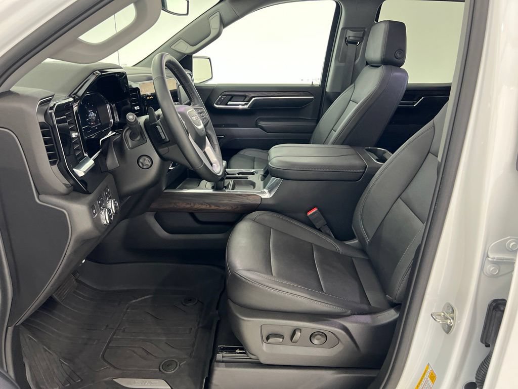 Used 2024 GMC Sierra 1500 SLT w/ SLT Premium Package AWD/4WD image 19